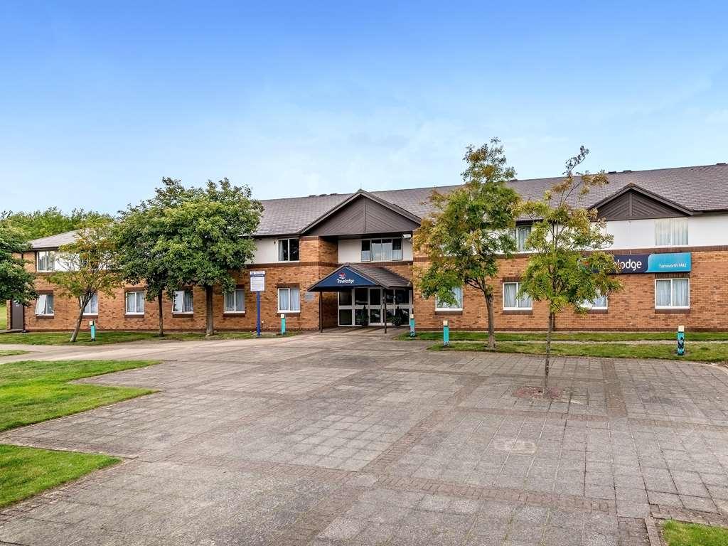 Travelodge Tamworth M42 Екстер'єр фото